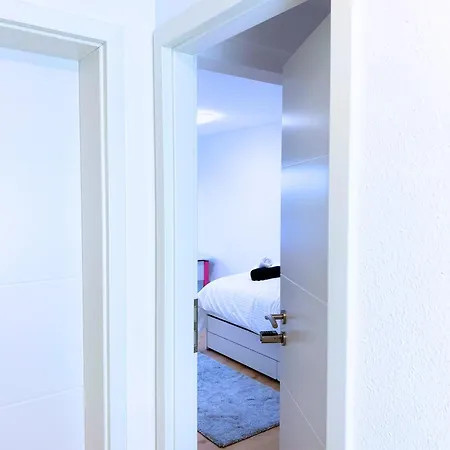 Kompakt & Ruhig - Naehe Messe Homestay *