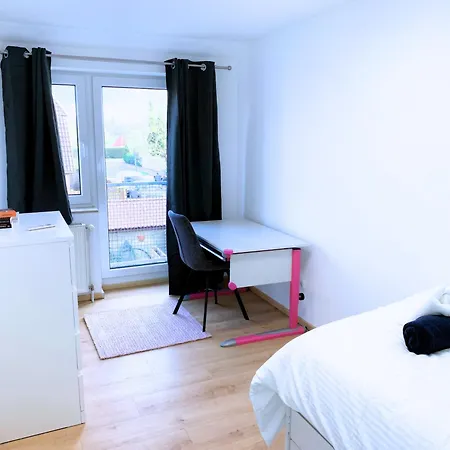 Kompakt & Ruhig - Naehe Messe Homestay Hannover